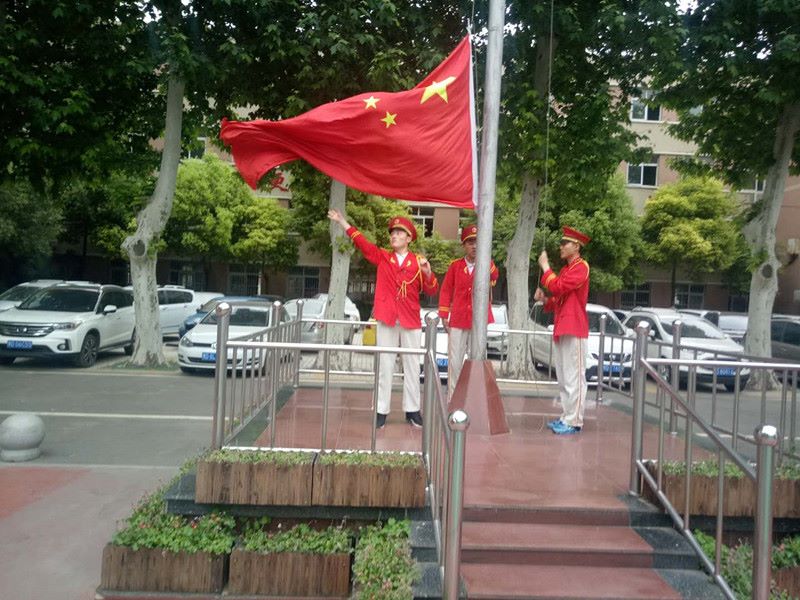 第十二周国旗下的演讲   高三（7）班  宋育林