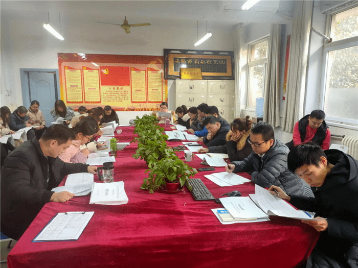 市三高召开高一年级第三次联考成绩分析会