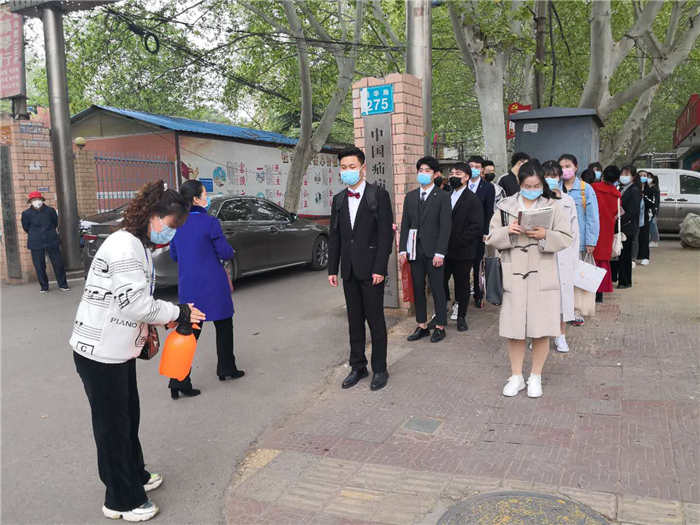 感恩有你 感谢相伴 梦想在前行--平顶山市第三高中音乐、舞蹈类艺术统考侧记