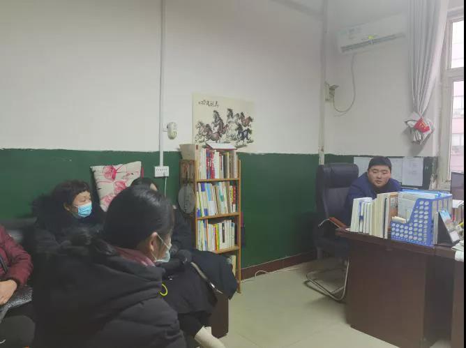 市三高公寓科召开学期末安全工作专题会议