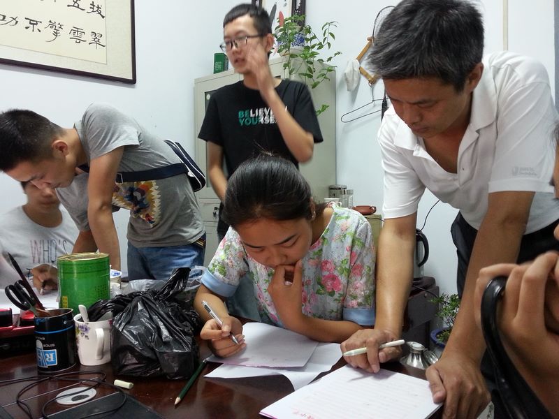 市三高公寓科精心准备迎接新学期的到来