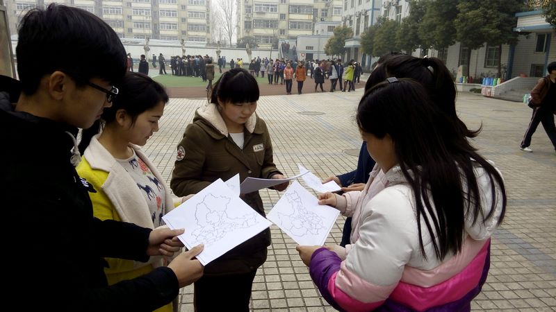 绘中国地图，展爱国情怀