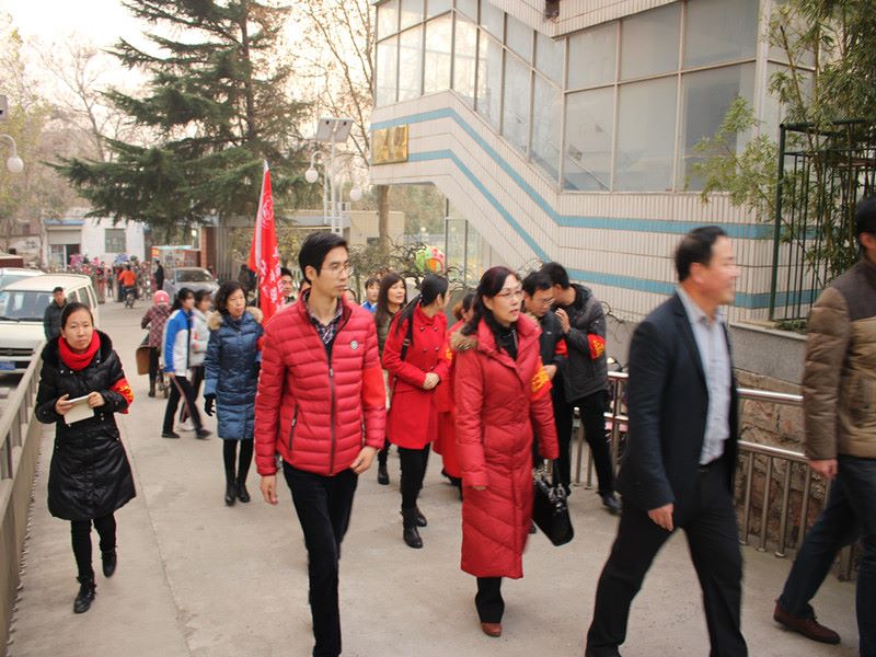 我校助残志愿服务队走进特殊教育学校